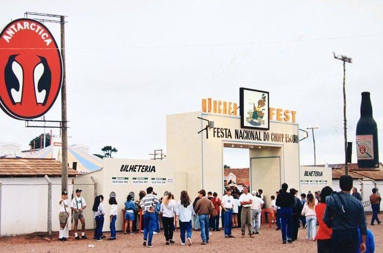 Primeira edição da Münchenfest - 1990